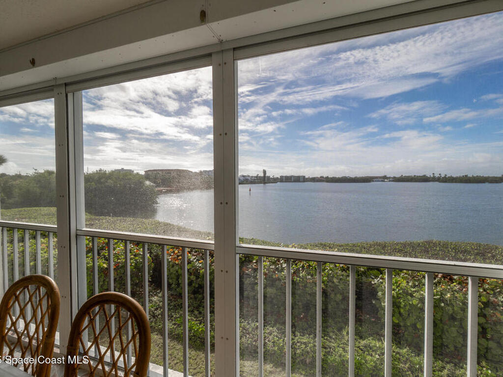 190 Pinellas Lane, Cocoa Beach, FL 32931