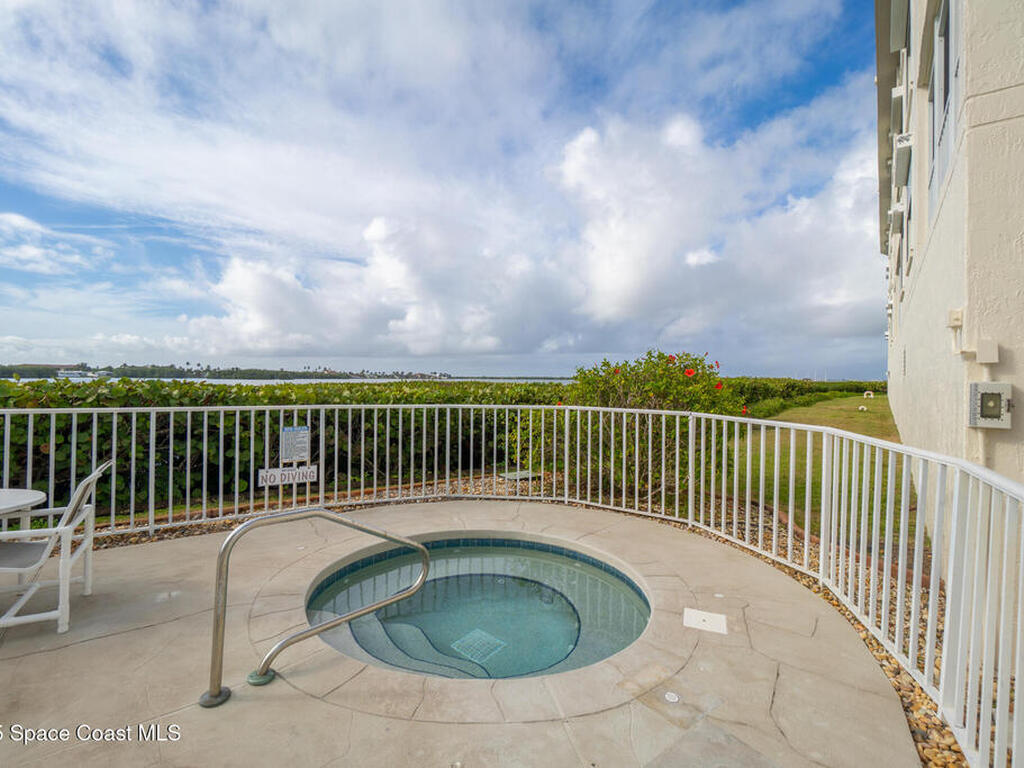 190 Pinellas Lane, Cocoa Beach, FL 32931