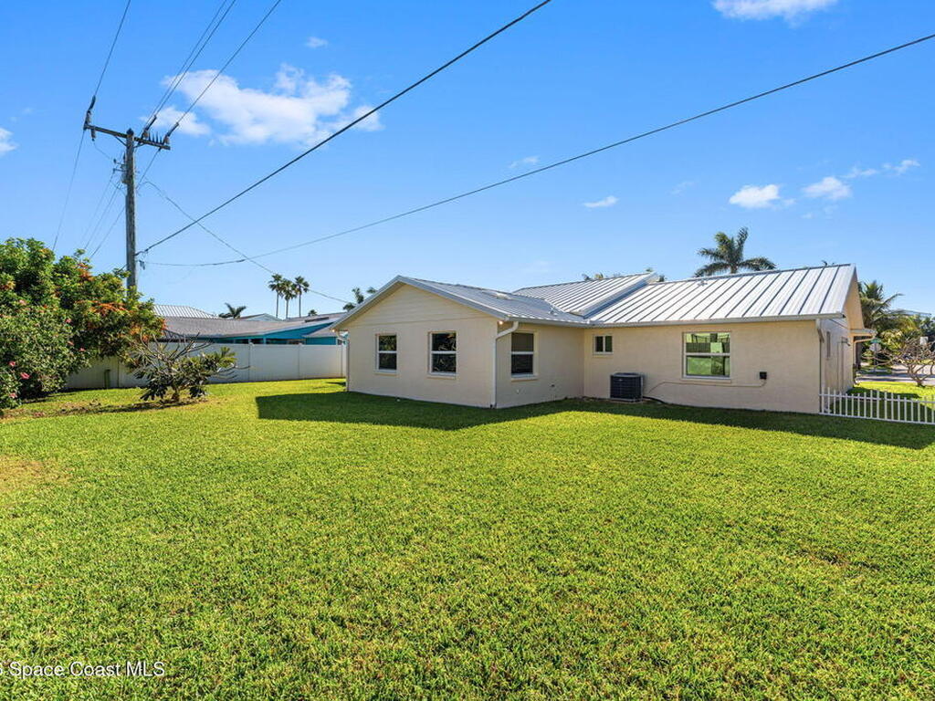 390 Harbor Drive, Cape Canaveral, FL 32920