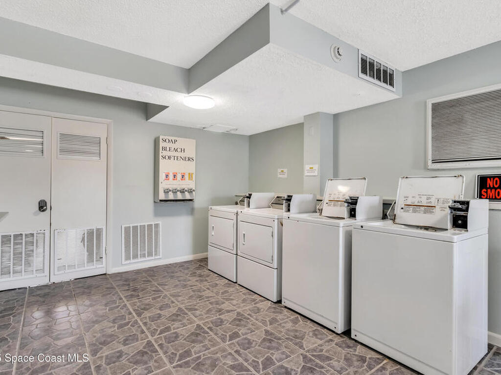 7400 Ridgewood Avenue, Cape Canaveral, FL 32920