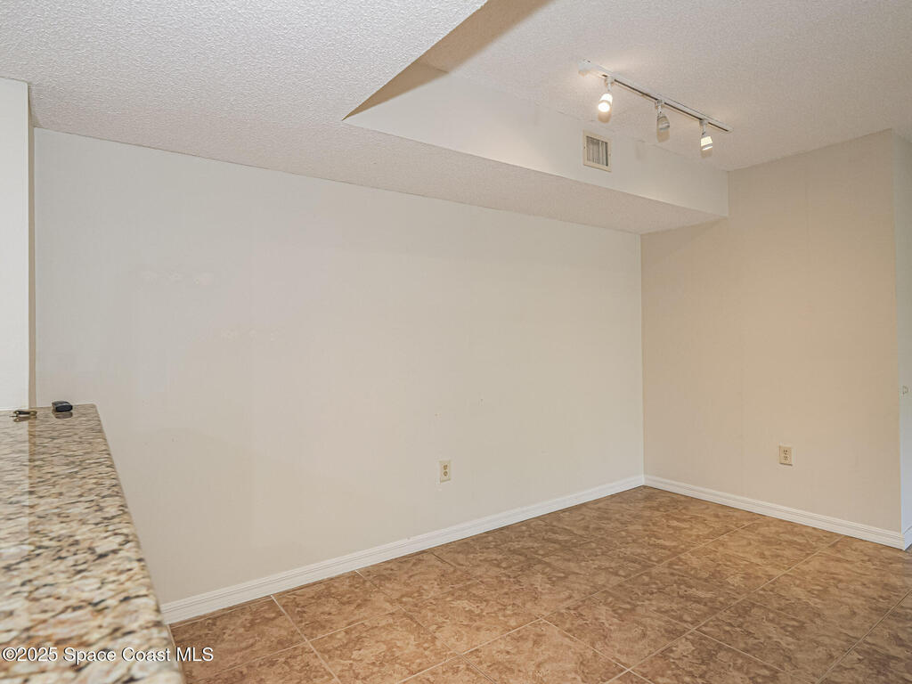 1640 N 42nd Circle, Vero Beach, FL 32967