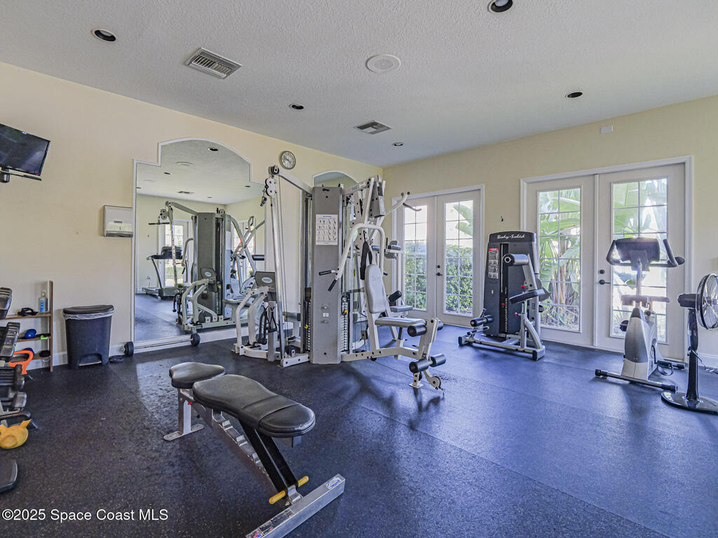 1640 N 42nd Circle, Vero Beach, FL 32967