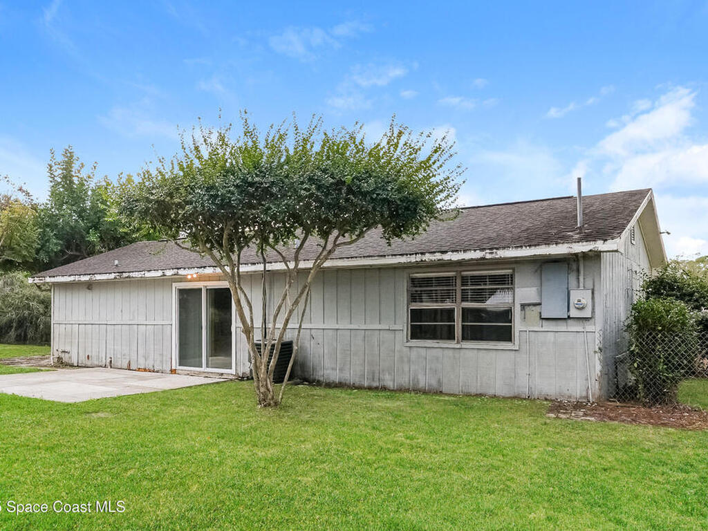 7500 Coquina Avenue, Fort Pierce, FL 34951