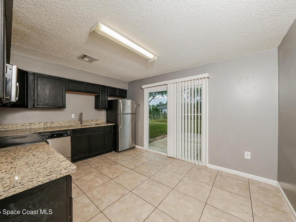 7500 Coquina Avenue, Fort Pierce, FL 34951