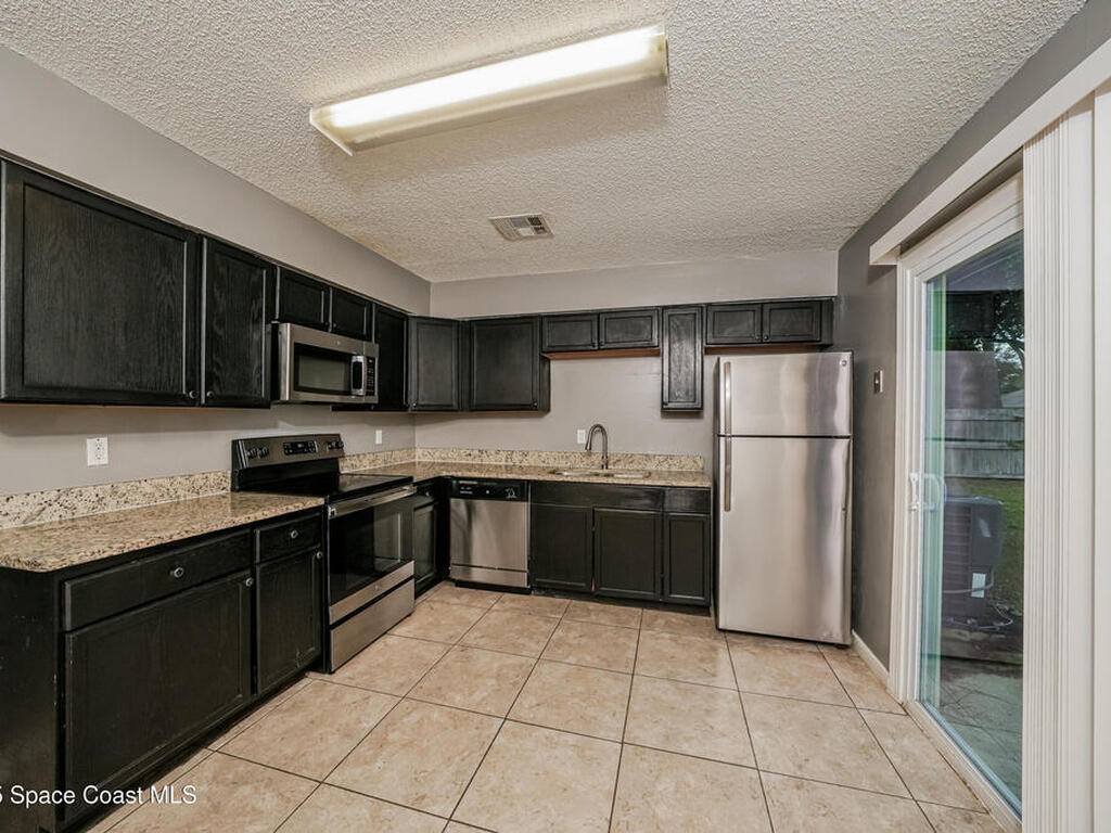 7500 Coquina Avenue, Fort Pierce, FL 34951