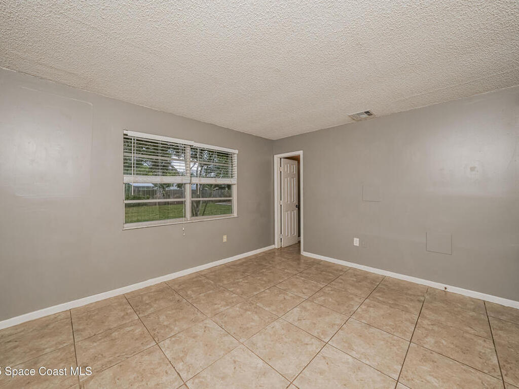 7500 Coquina Avenue, Fort Pierce, FL 34951