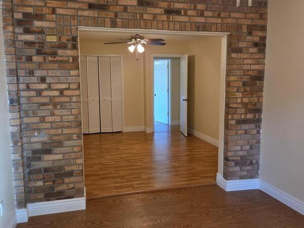 2437 Oakcrest Lane, West Melbourne, FL 32904