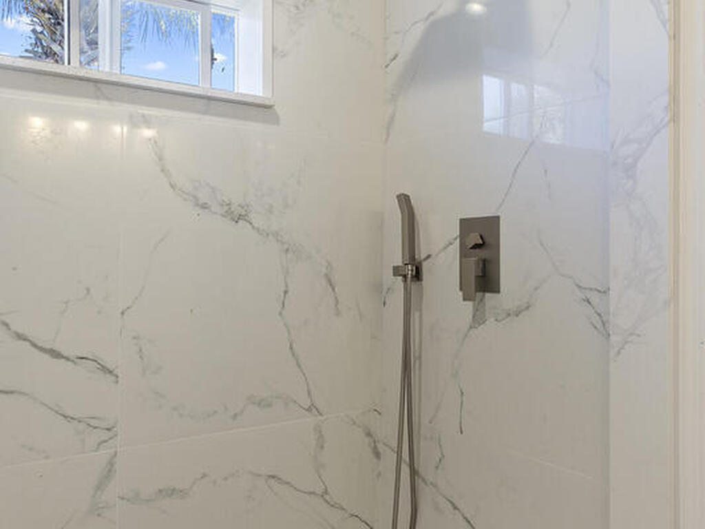 208 Bonner Avenue, Daytona Beach, FL 32118