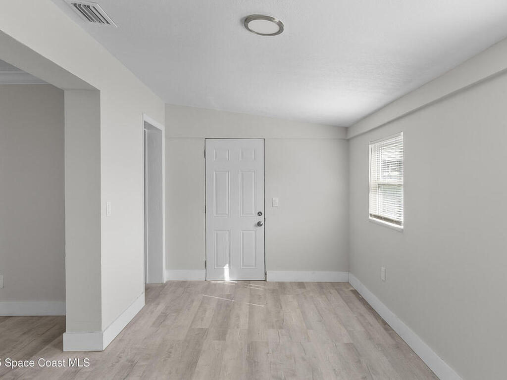 208 Bonner Avenue, Daytona Beach, FL 32118