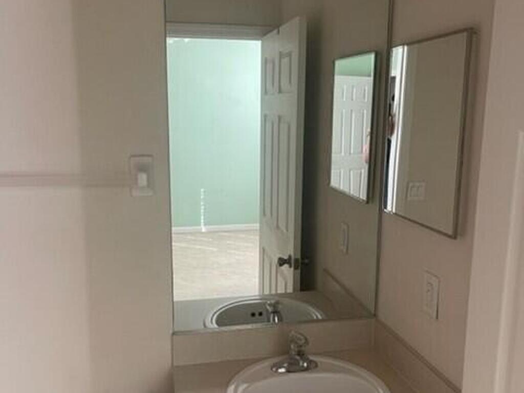 2990 S Fiske Boulevard, Rockledge, FL 32955