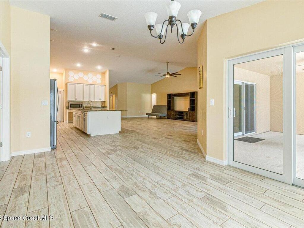 1397 Danbury Street, Palm Bay, FL 32908