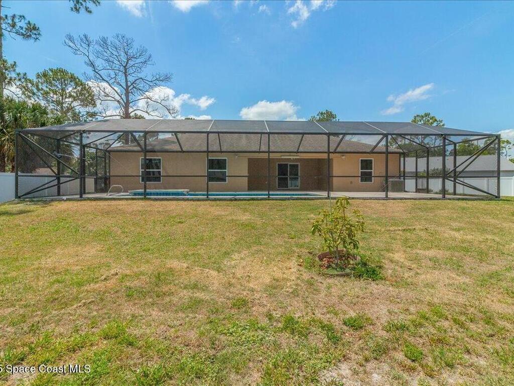 1397 Danbury Street, Palm Bay, FL 32908