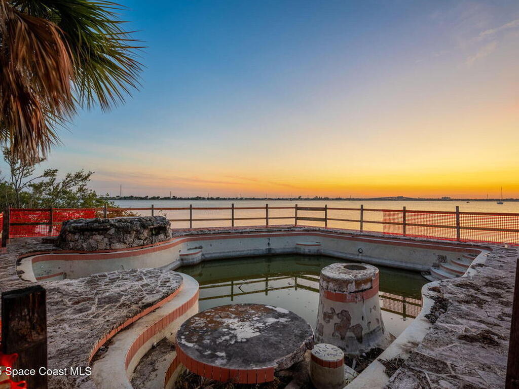 11680 Dragon Point Drive, Merritt Island, FL 32952