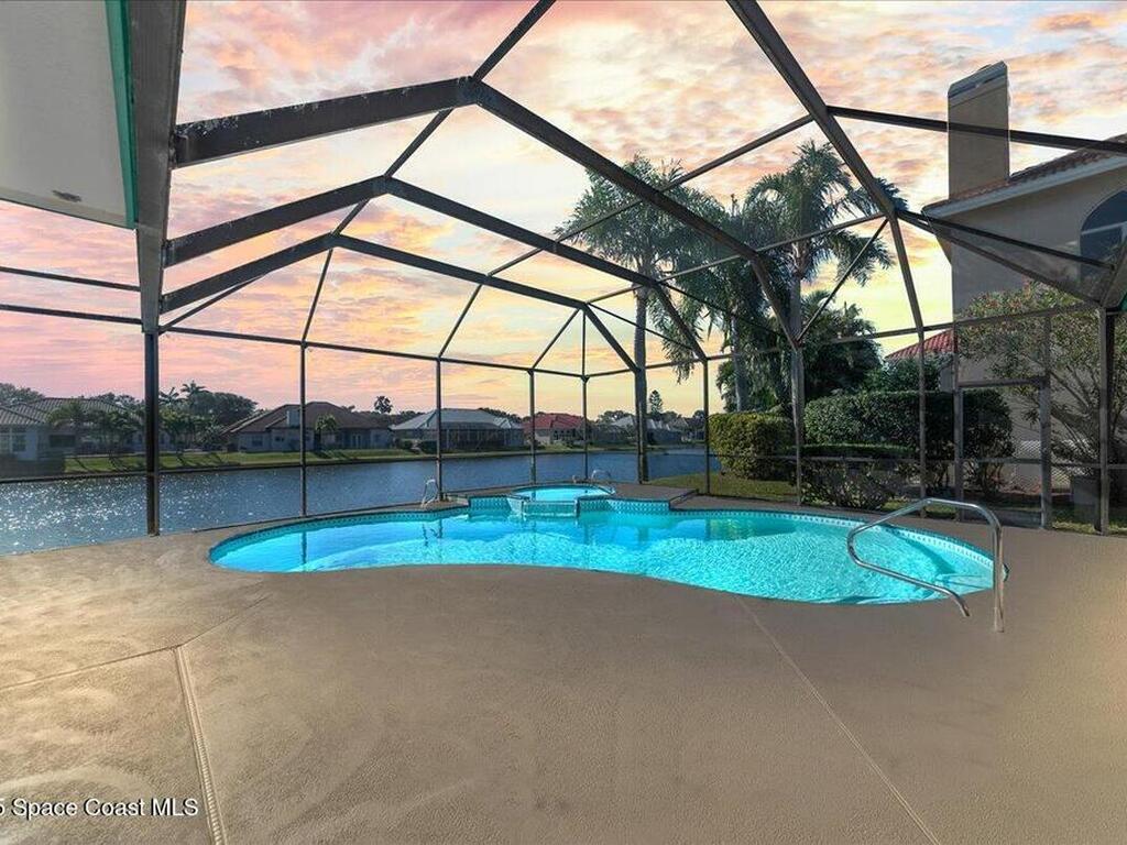 450 Newport Drive, Indialantic, FL 32903