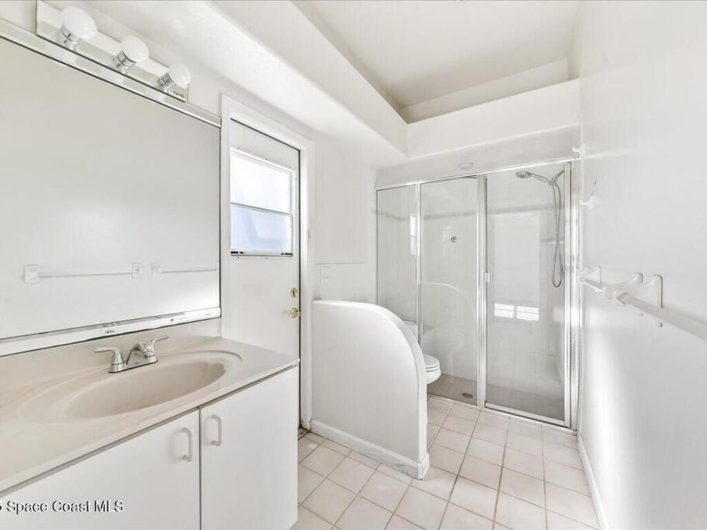 450 Newport Drive, Indialantic, FL 32903