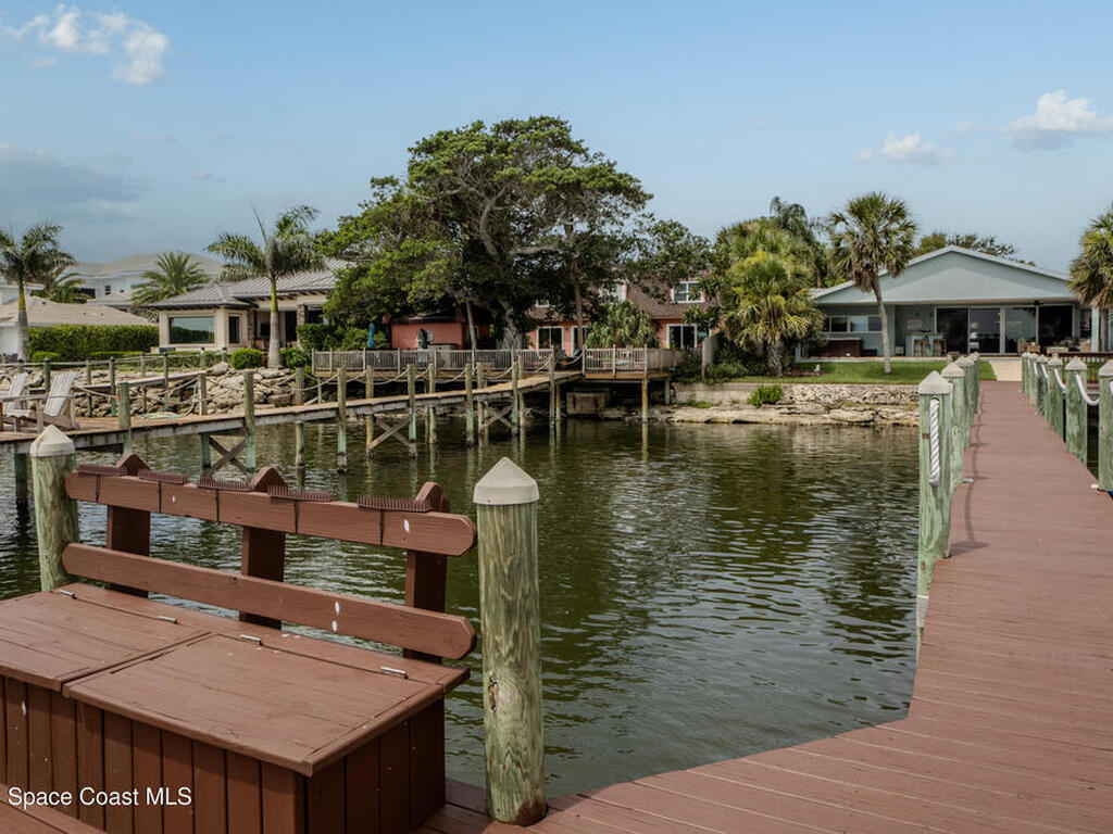 10758 S Tropical Trail, Merritt Island, FL 32952