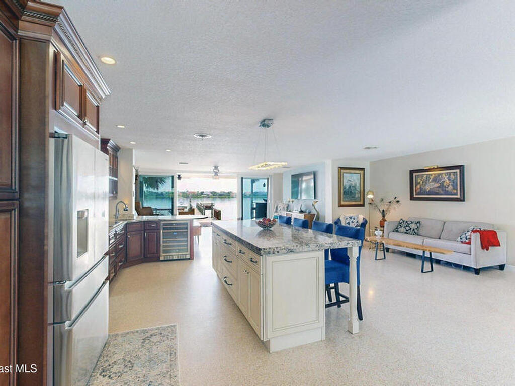 10758 S Tropical Trail, Merritt Island, FL 32952