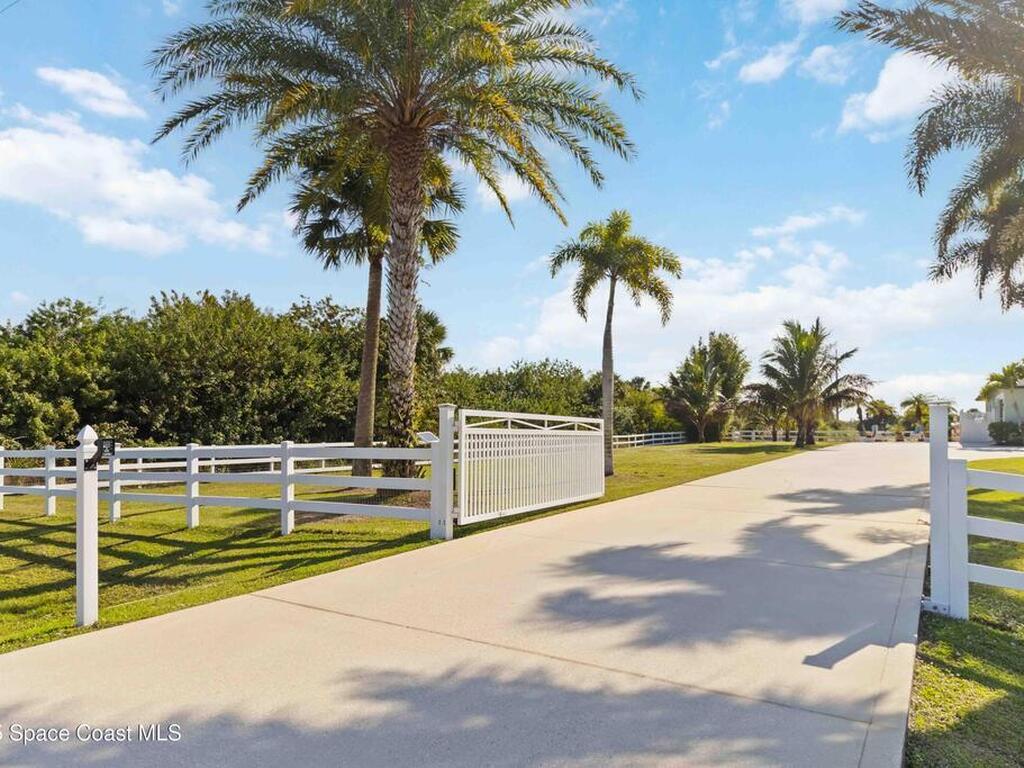 341 Buckskin Street, Palm Bay, FL 32909