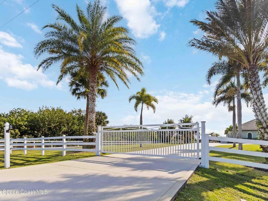 341 Buckskin Street, Palm Bay, FL 32909