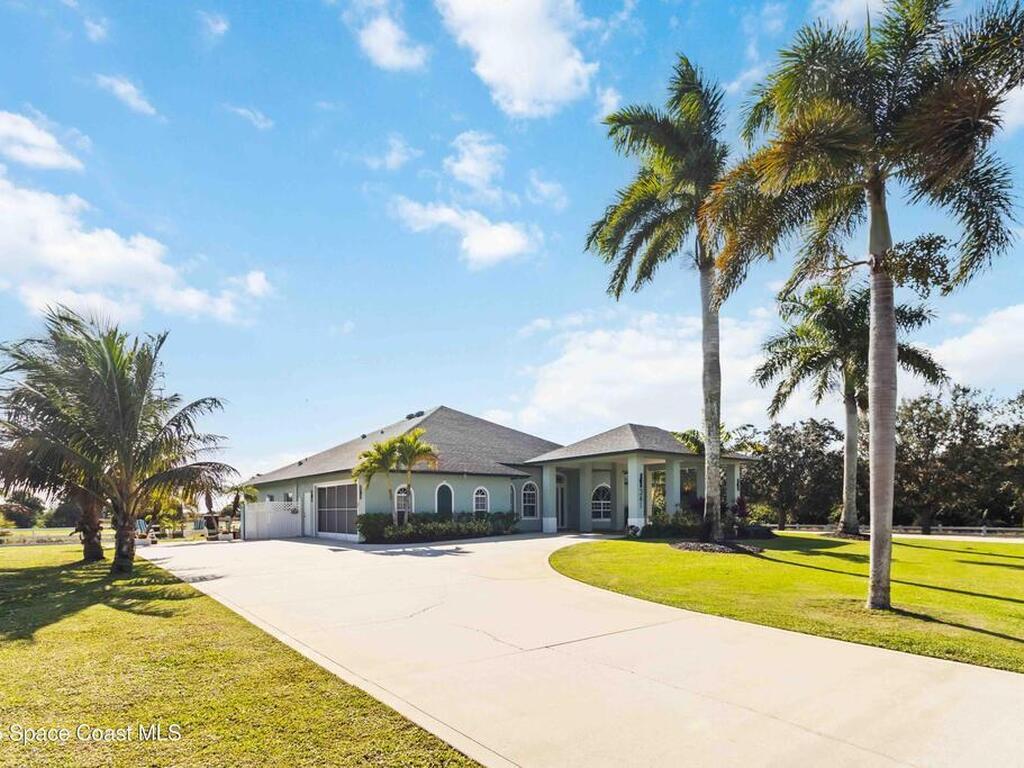 341 Buckskin Street, Palm Bay, FL 32909