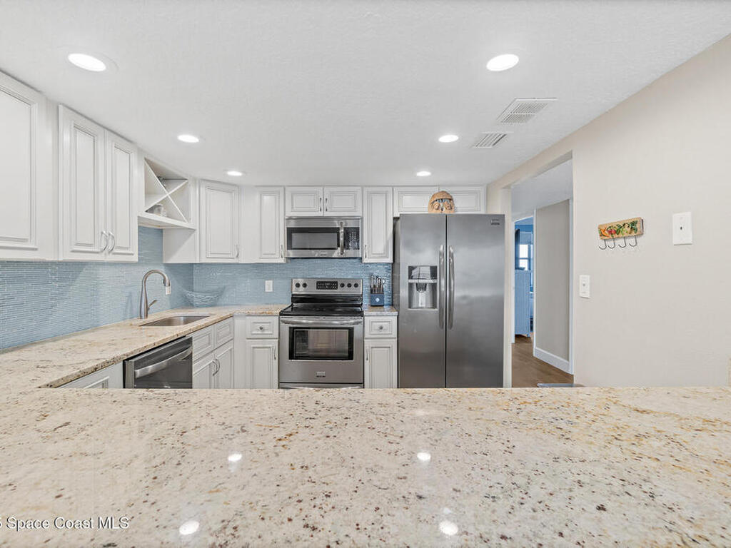 545 Garfield Avenue, Cocoa Beach, FL 32931