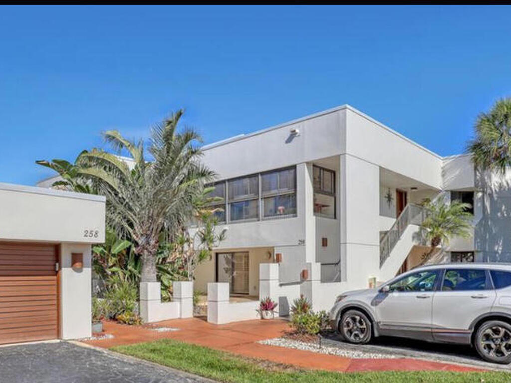 258 Aquarina Boulevard, Melbourne Beach, FL 32951