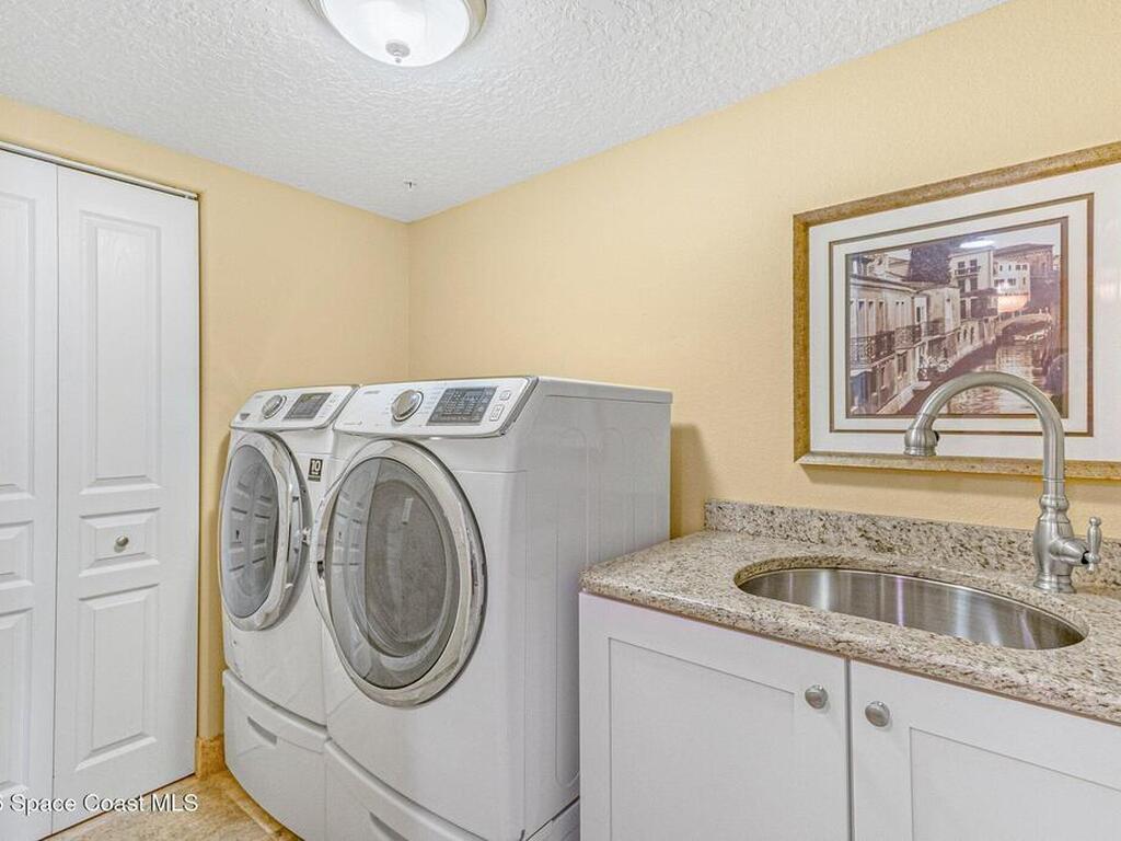 2095 Jimmy Buffett Mem Highway, Indian Harbour Beach, FL 32937