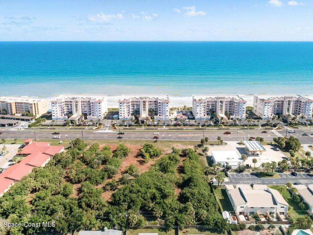 2095 Jimmy Buffett Mem Highway, Indian Harbour Beach, FL 32937