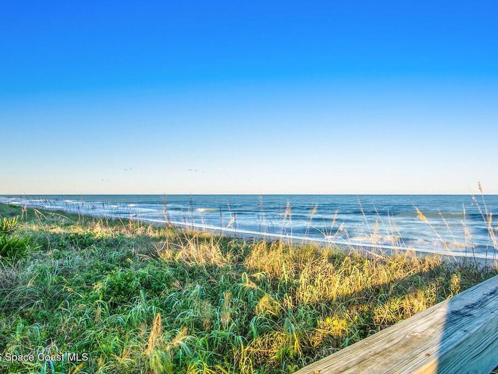 2095 Jimmy Buffett Mem Highway, Indian Harbour Beach, FL 32937