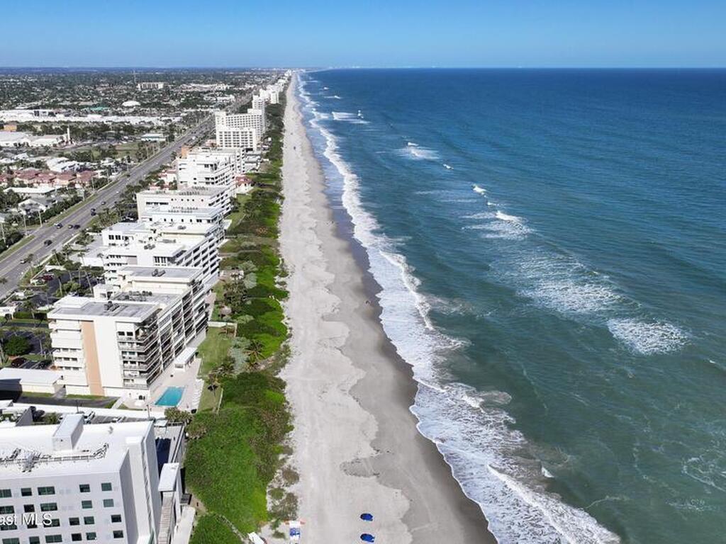 2727 N Highway A1a, Indialantic, FL 32903