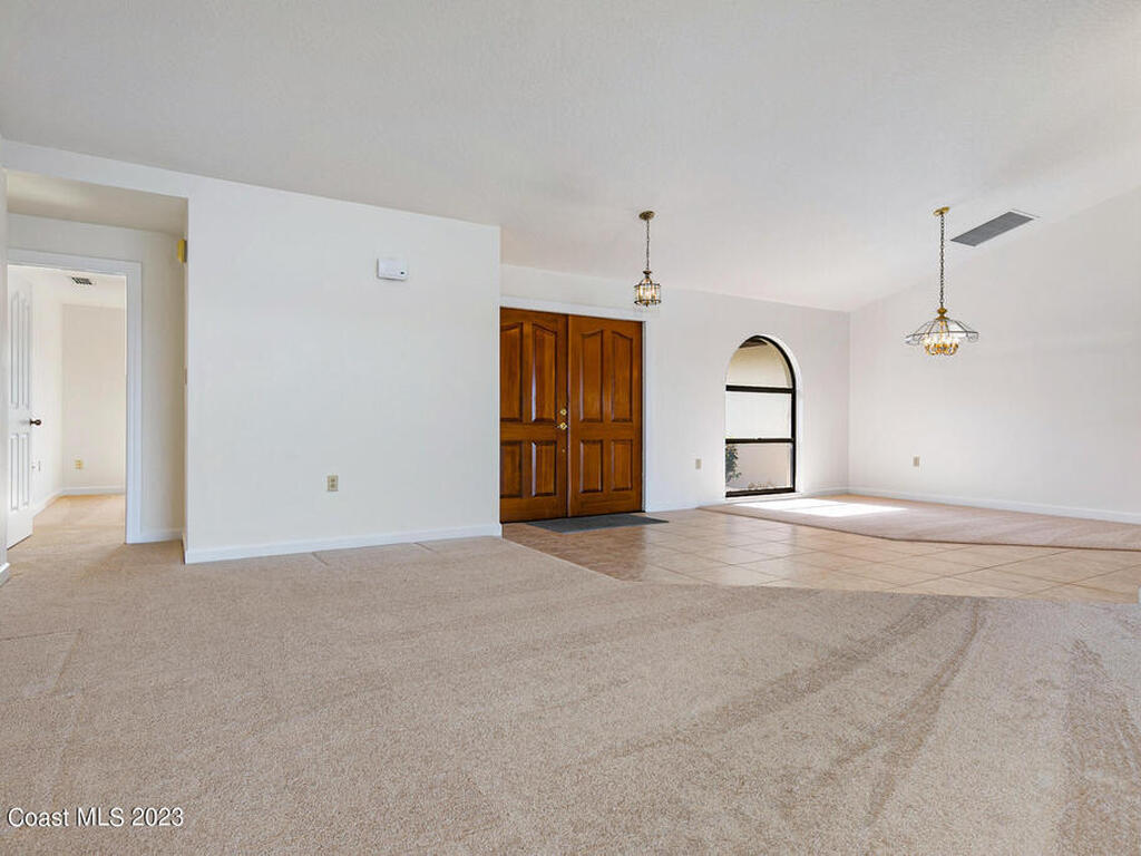 2100 Leeward Lane, Merritt Island, FL 32953