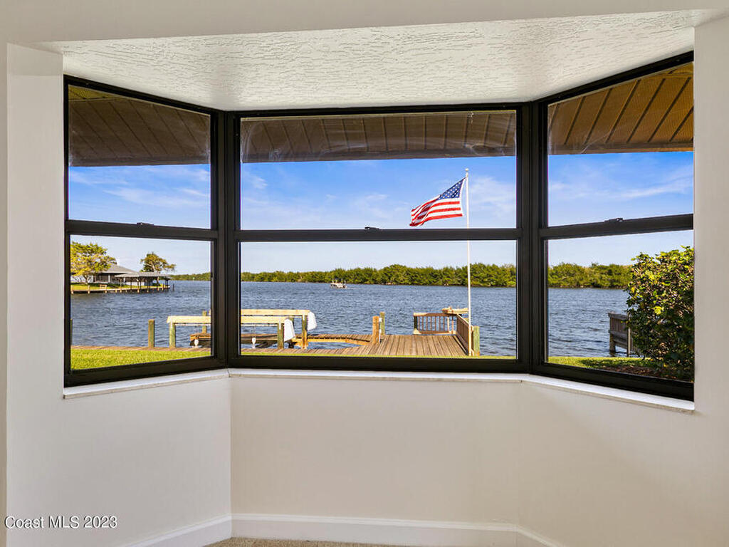 2100 Leeward Lane, Merritt Island, FL 32953