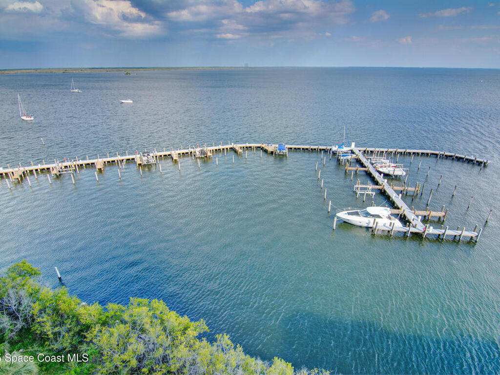 5 Indian River Avenue, Titusville, FL 32796