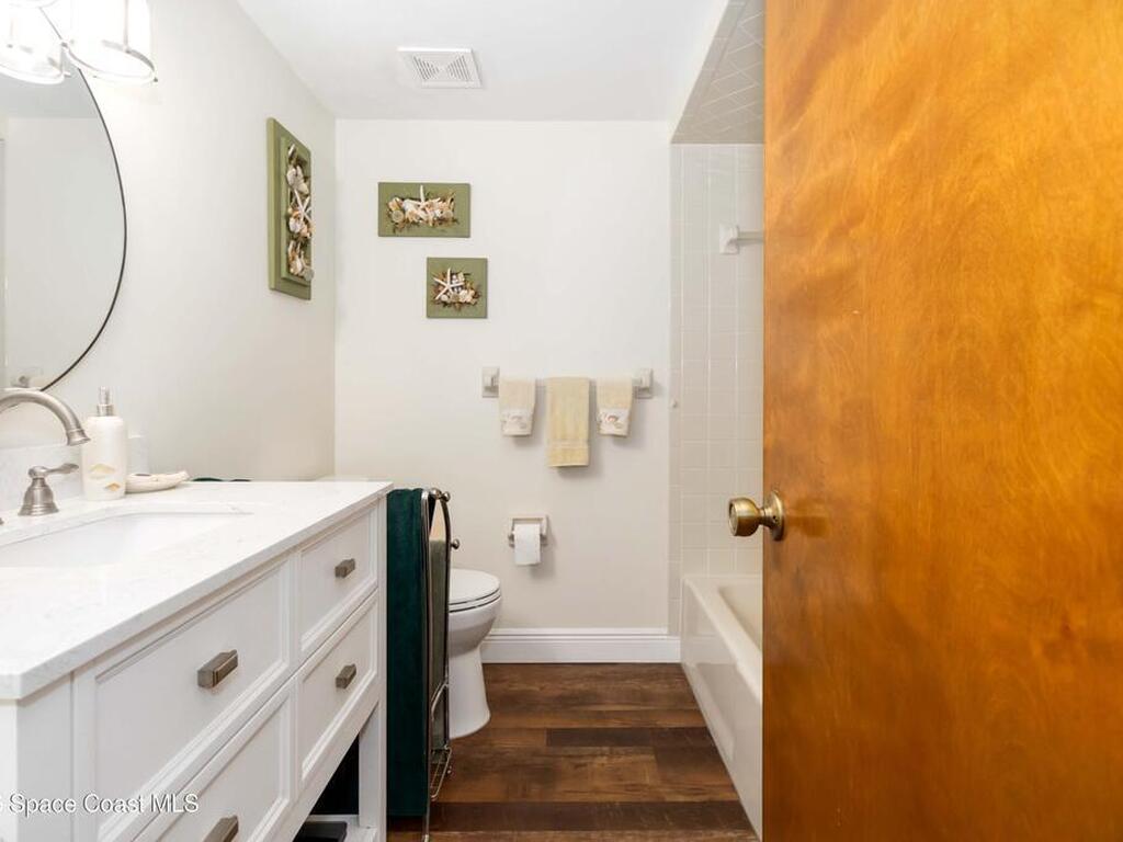 610 Saint Albans Court, West Melbourne, FL 32904