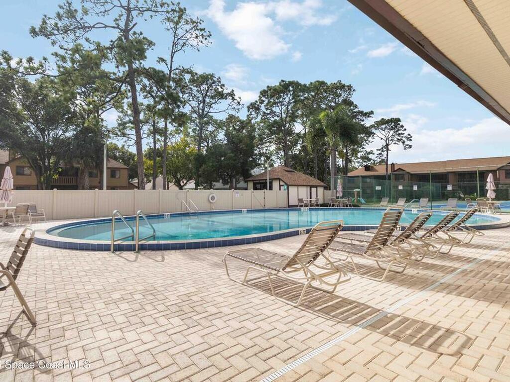 610 Saint Albans Court, West Melbourne, FL 32904