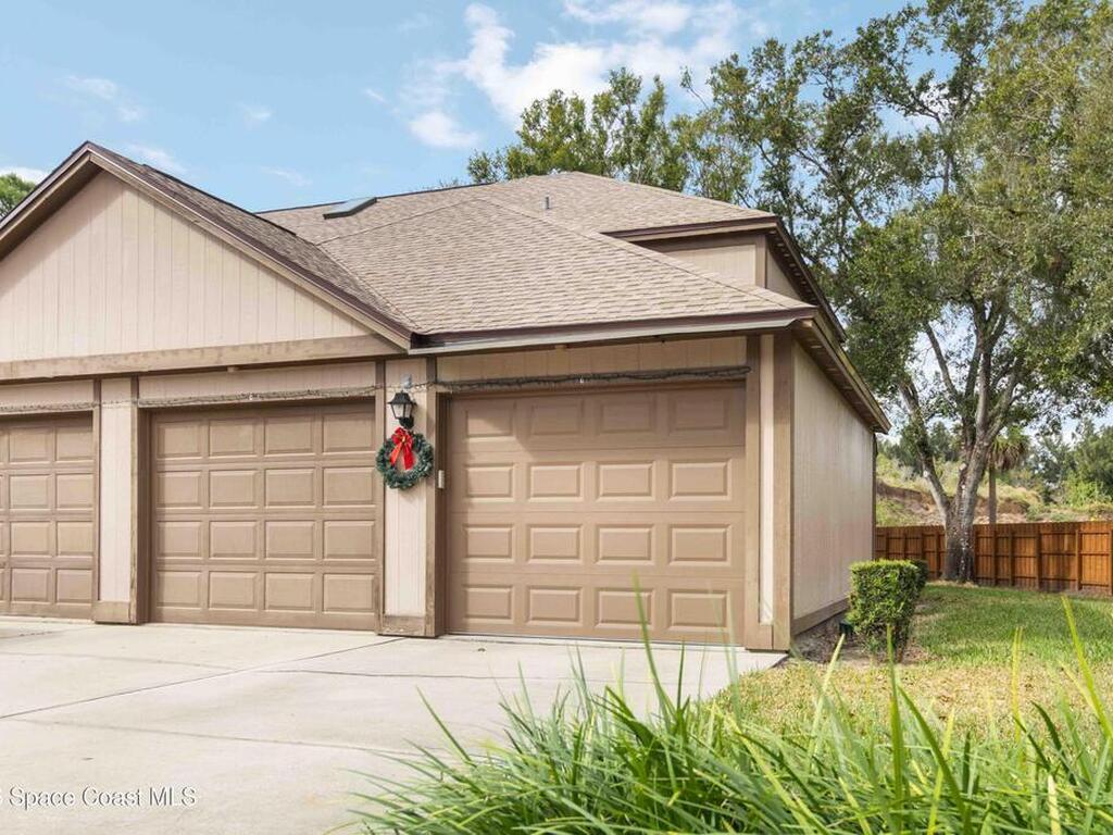 610 Saint Albans Court, West Melbourne, FL 32904