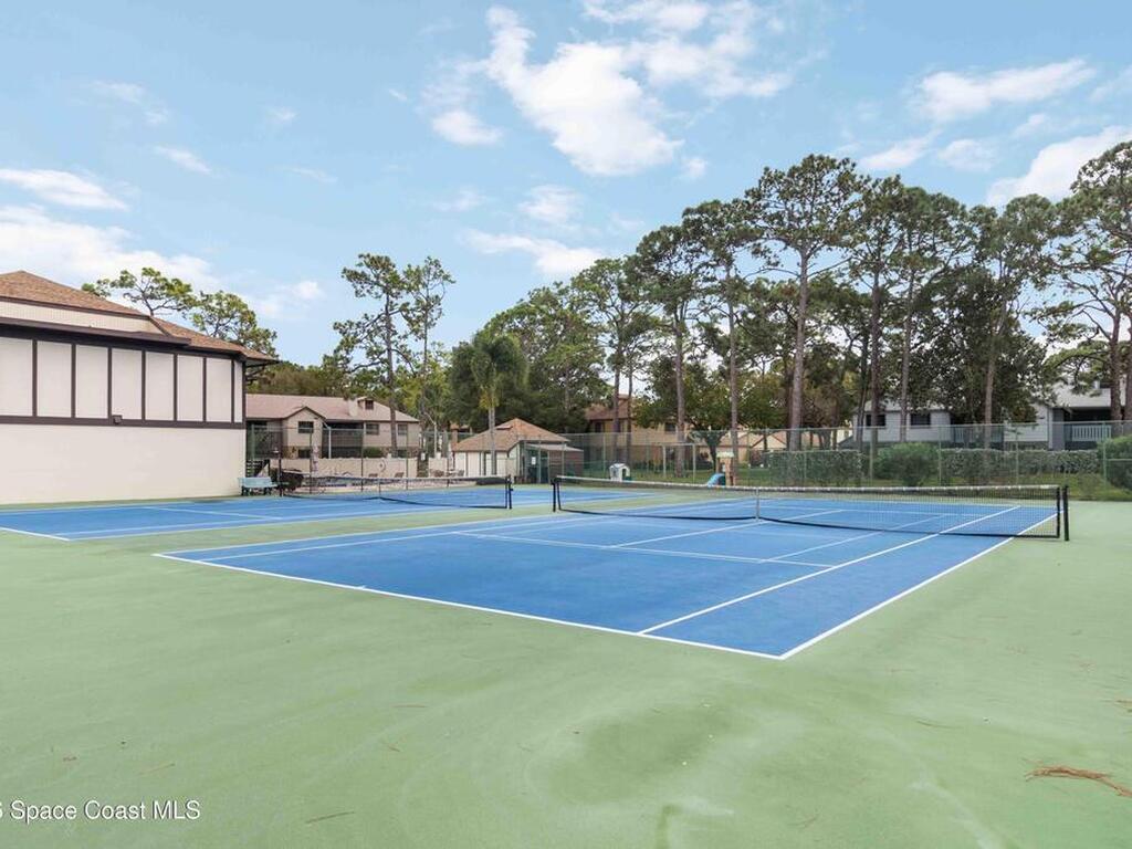 610 Saint Albans Court, West Melbourne, FL 32904