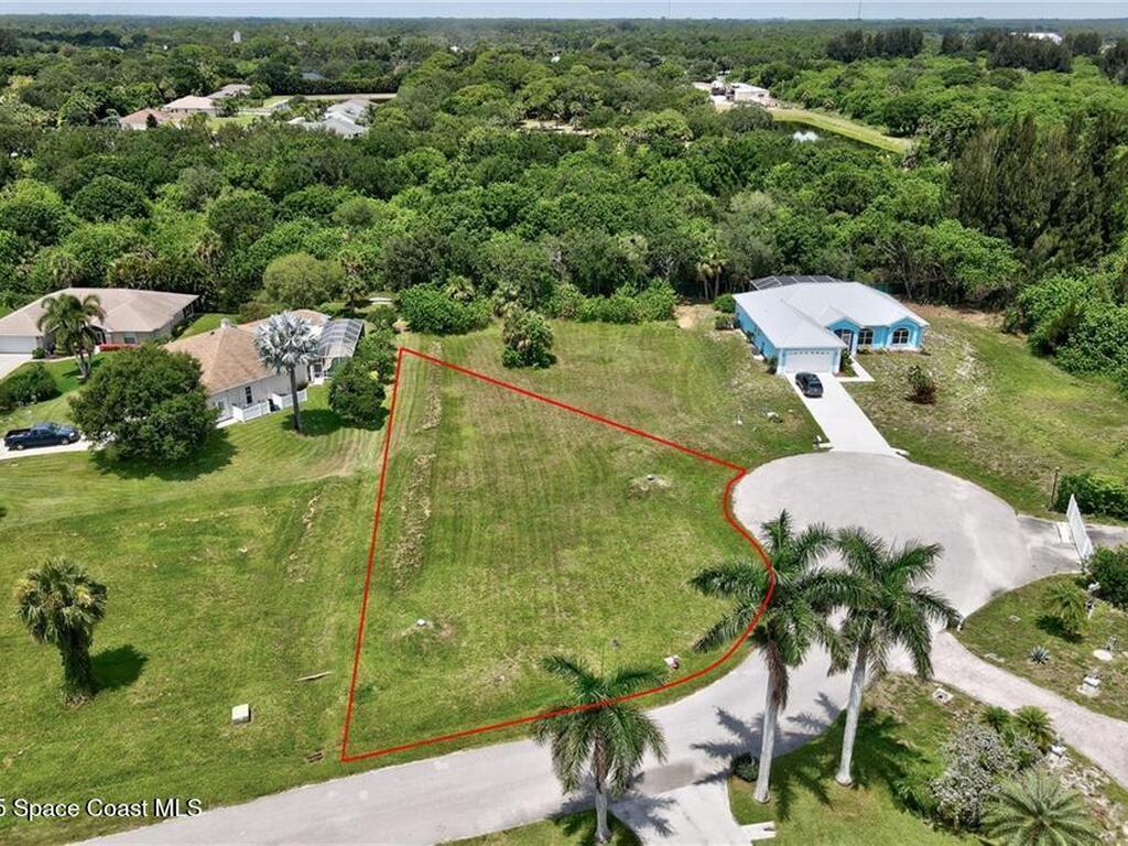 7465 32nd Court, Vero Beach, FL 32967