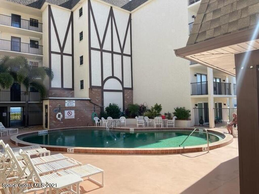 383 N Atlantic Avenue, Cocoa Beach, FL 32931