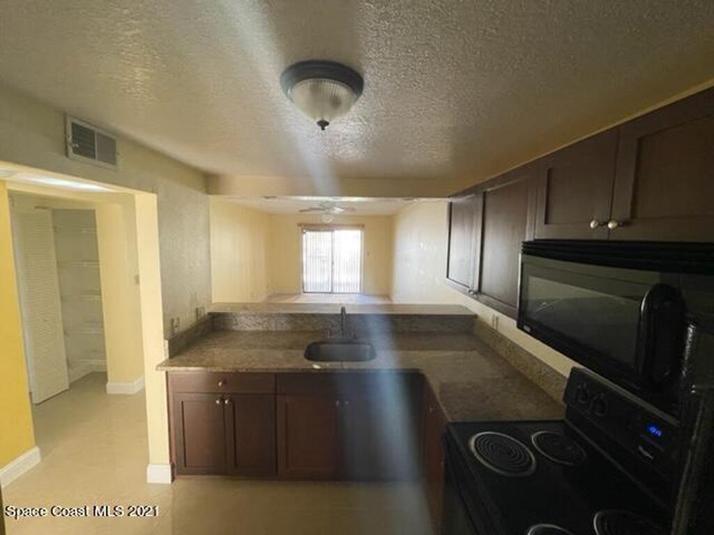 383 N Atlantic Avenue, Cocoa Beach, FL 32931