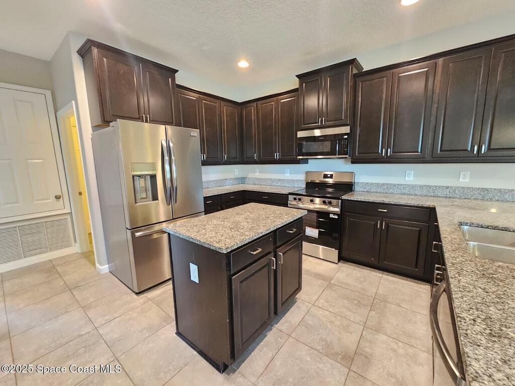 3820 Watergrass Street, West Melbourne, FL 32904