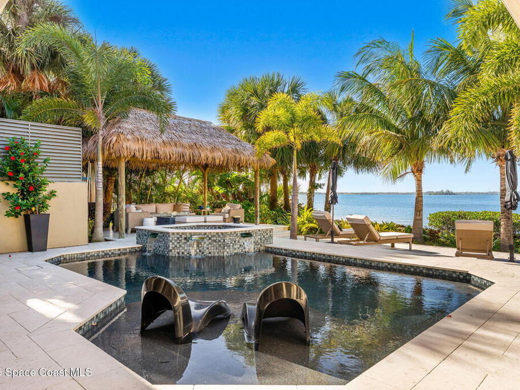 467 Spoonbill Lane, Melbourne Beach, FL 32951