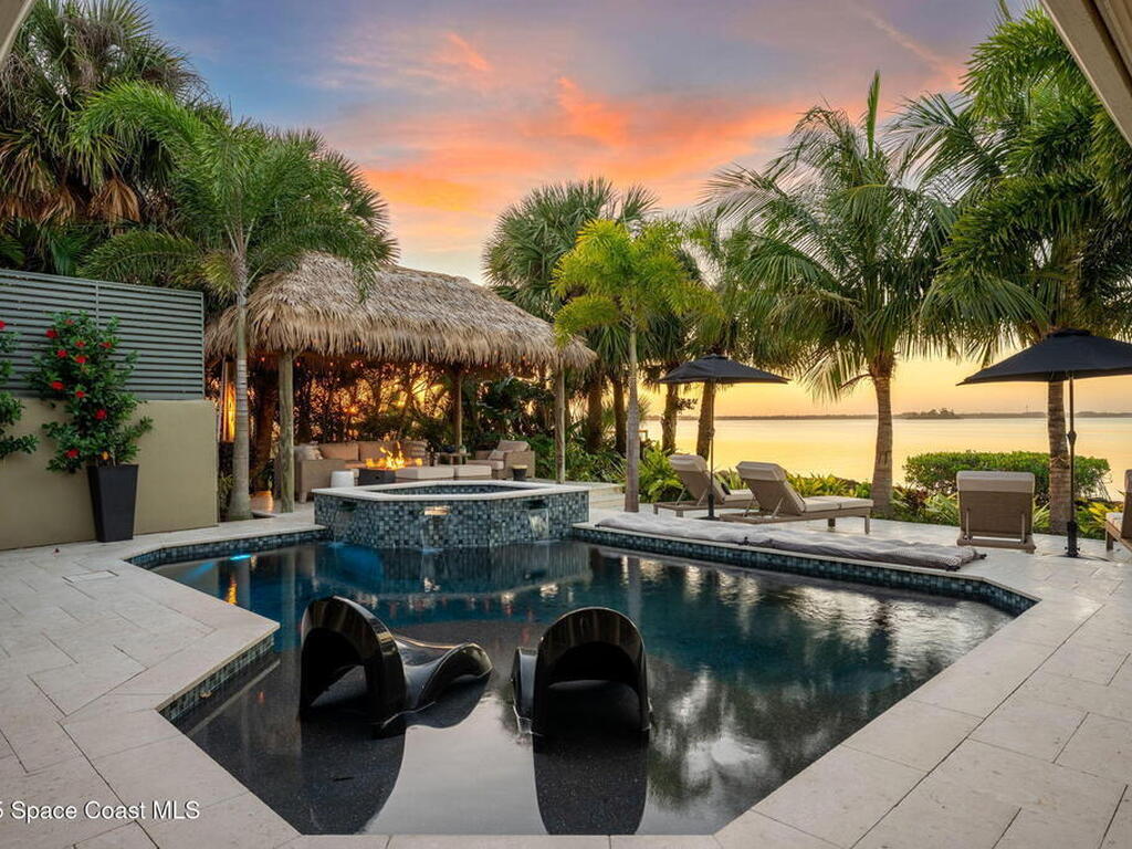 467 Spoonbill Lane, Melbourne Beach, FL 32951