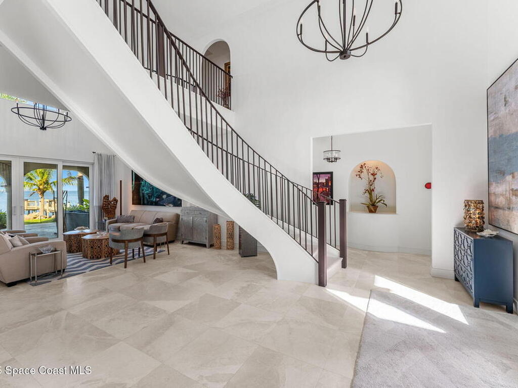 467 Spoonbill Lane, Melbourne Beach, FL 32951