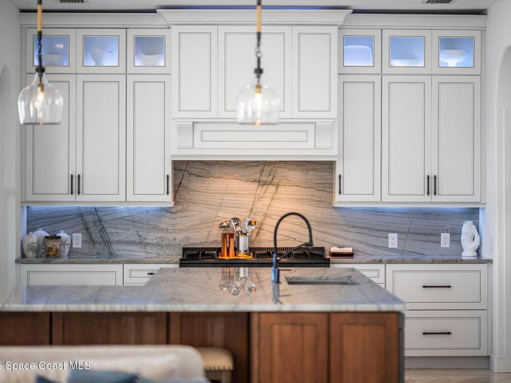 467 Spoonbill Lane, Melbourne Beach, FL 32951