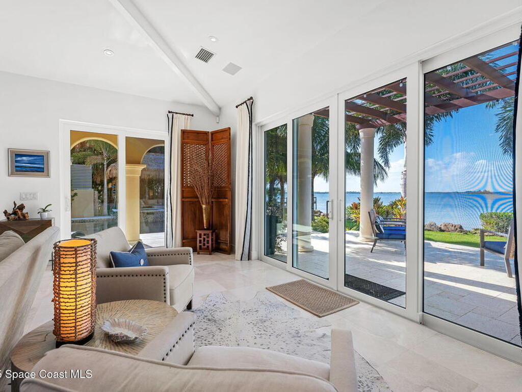 467 Spoonbill Lane, Melbourne Beach, FL 32951