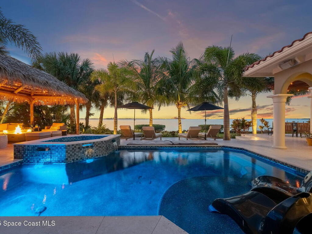 467 Spoonbill Lane, Melbourne Beach, FL 32951