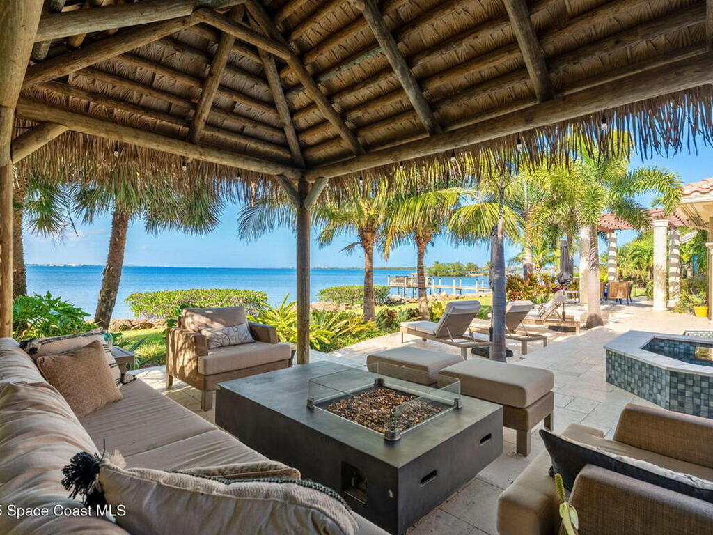 467 Spoonbill Lane, Melbourne Beach, FL 32951