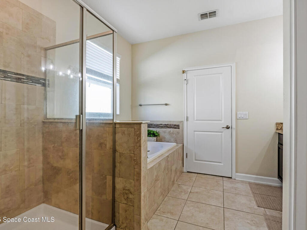 9923 Magnolia Woods Boulevard, Orlando, FL 32832