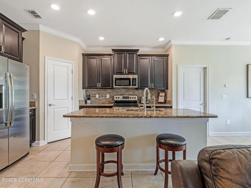 9923 Magnolia Woods Boulevard, Orlando, FL 32832